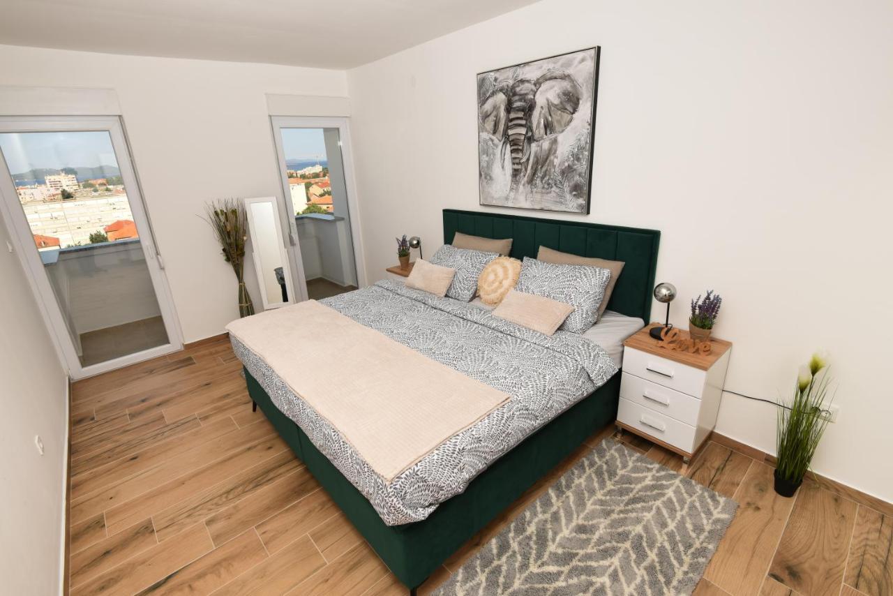 Apartman Nella With Sea Wiew Zadar Bagian luar foto